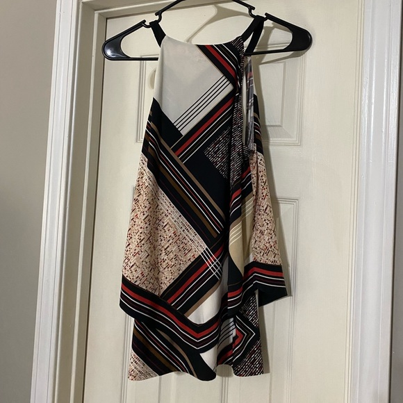 WHBM Top Multi-colored pattern - Picture 2 of 3